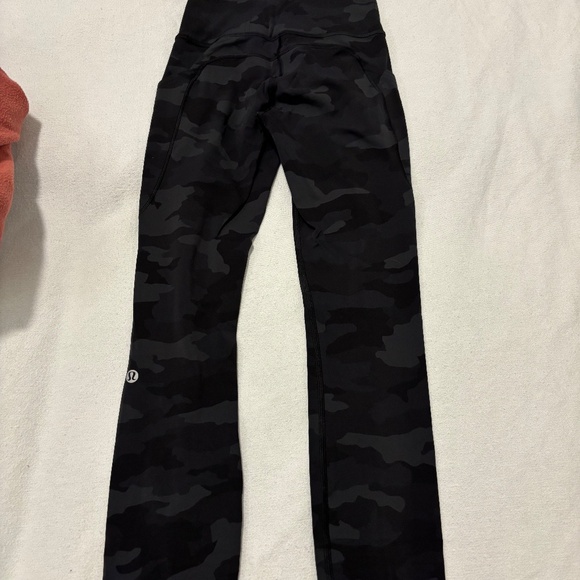 Lululemon 28" Align Leggings - Picture 3 of 4